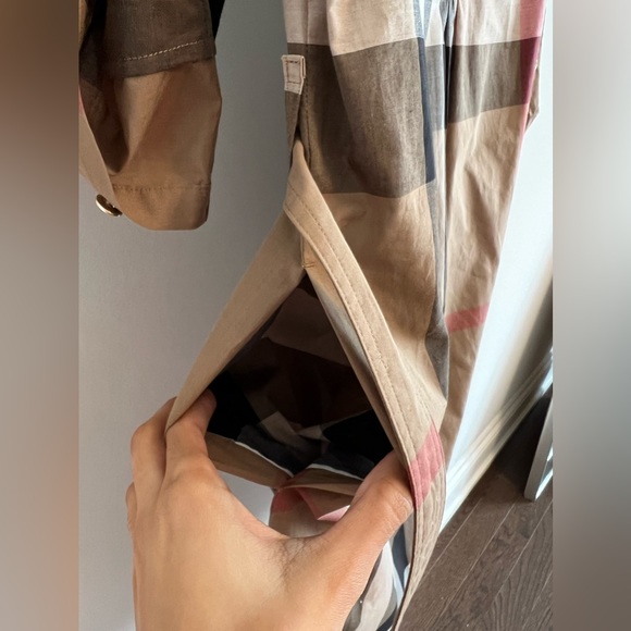 Burberry woman shirt dress US 4 - Picture 10 of 14